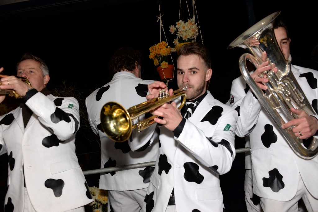 ../Images/Verlicht corso Noordwijkerhout 2019 143.jpg